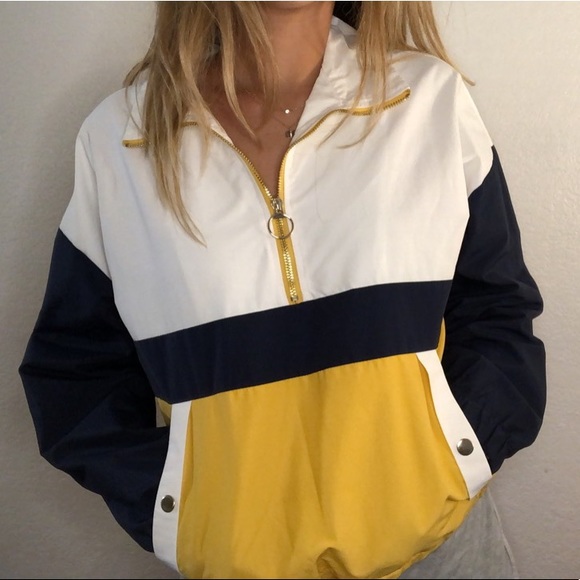 Jacket🔆 - Picture 2 of 3